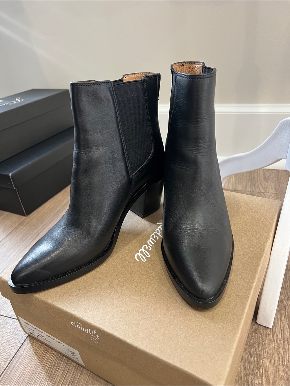 Madewell Black Leather Chelsea Heeled Boots